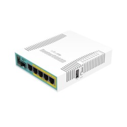 hEX PoE router Blanco